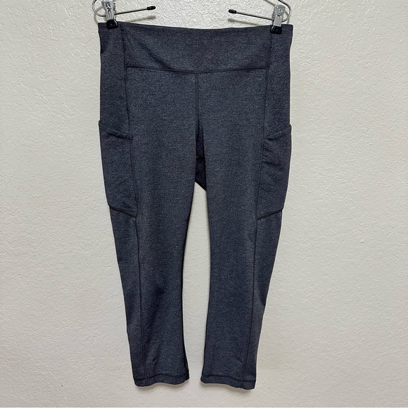 Lululemon Speed Up Crop (21") Heathered Black leggings size 8 - Picture 2 of 12
